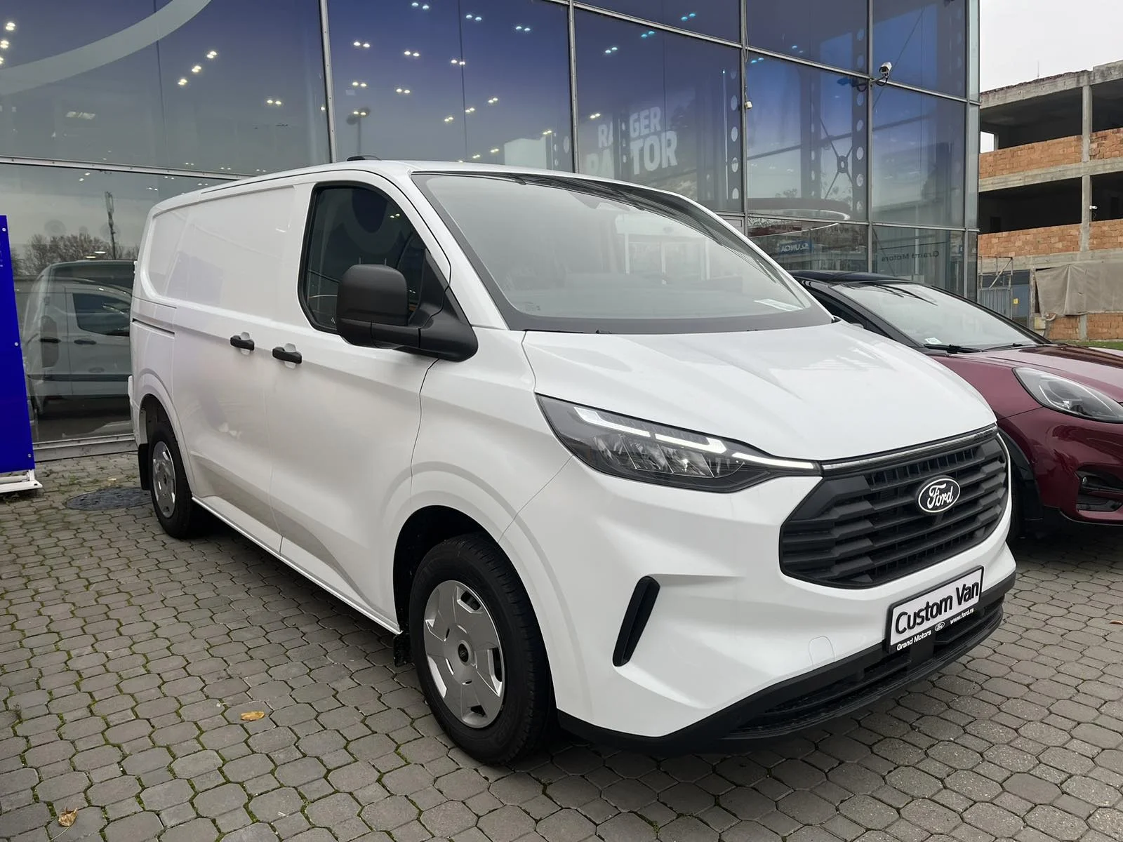 Ford Transit Custom LWB 2.0 TDCI 136KS M6